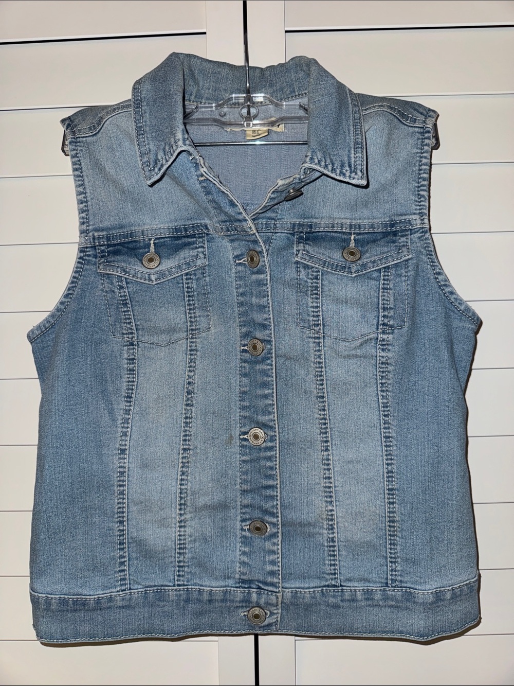 Artisan Ny Light Blue Denim Vest